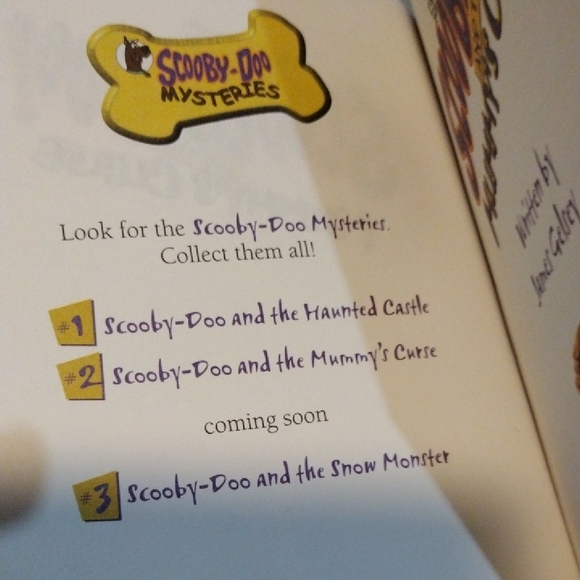 Scooby-Doo and the Mummy's Curse Book - Picture 3 of 4